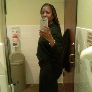 Meet your Posher, Denine